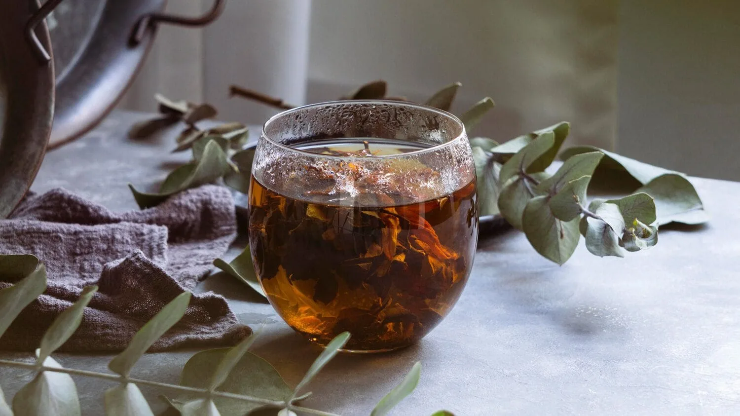 چرا باید دمنوش مصرف کنیم؟ (قسمت اول) 2 چرا باید دمنوش مصرف کنیم؟ (قسمت اول)